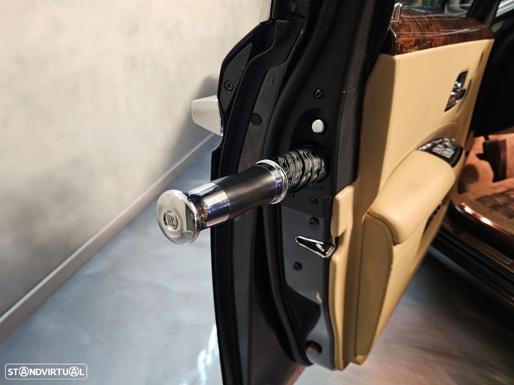 Rolls Royce Ghost - 59