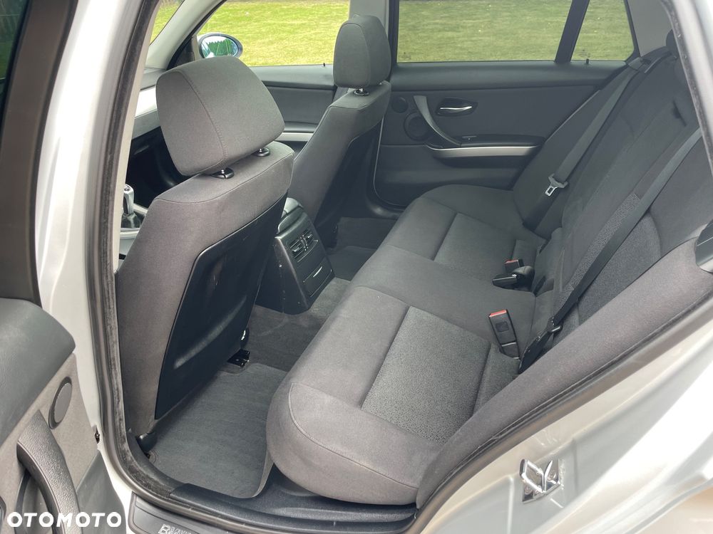 BMW Seria 3 - 8