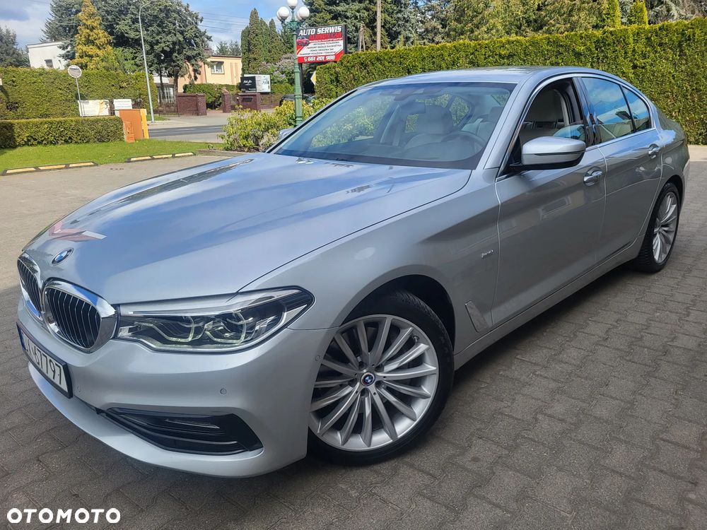 BMW Seria 5 540i xDrive Luxury Line - 1