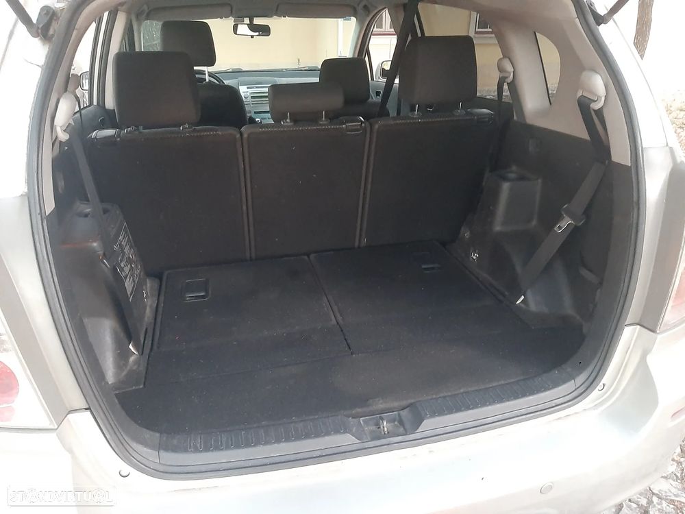 Toyota Corolla Verso 2.2 D-4D Sol - 12
