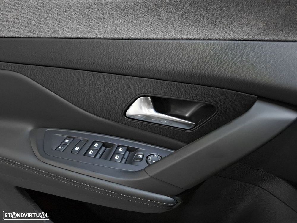 Peugeot 308 1.2 PureTech Allure - 23