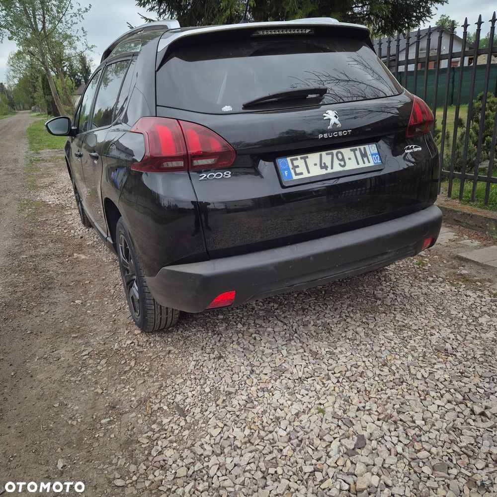 Peugeot 2008 1.2 Pure Tech Style EU6 - 3