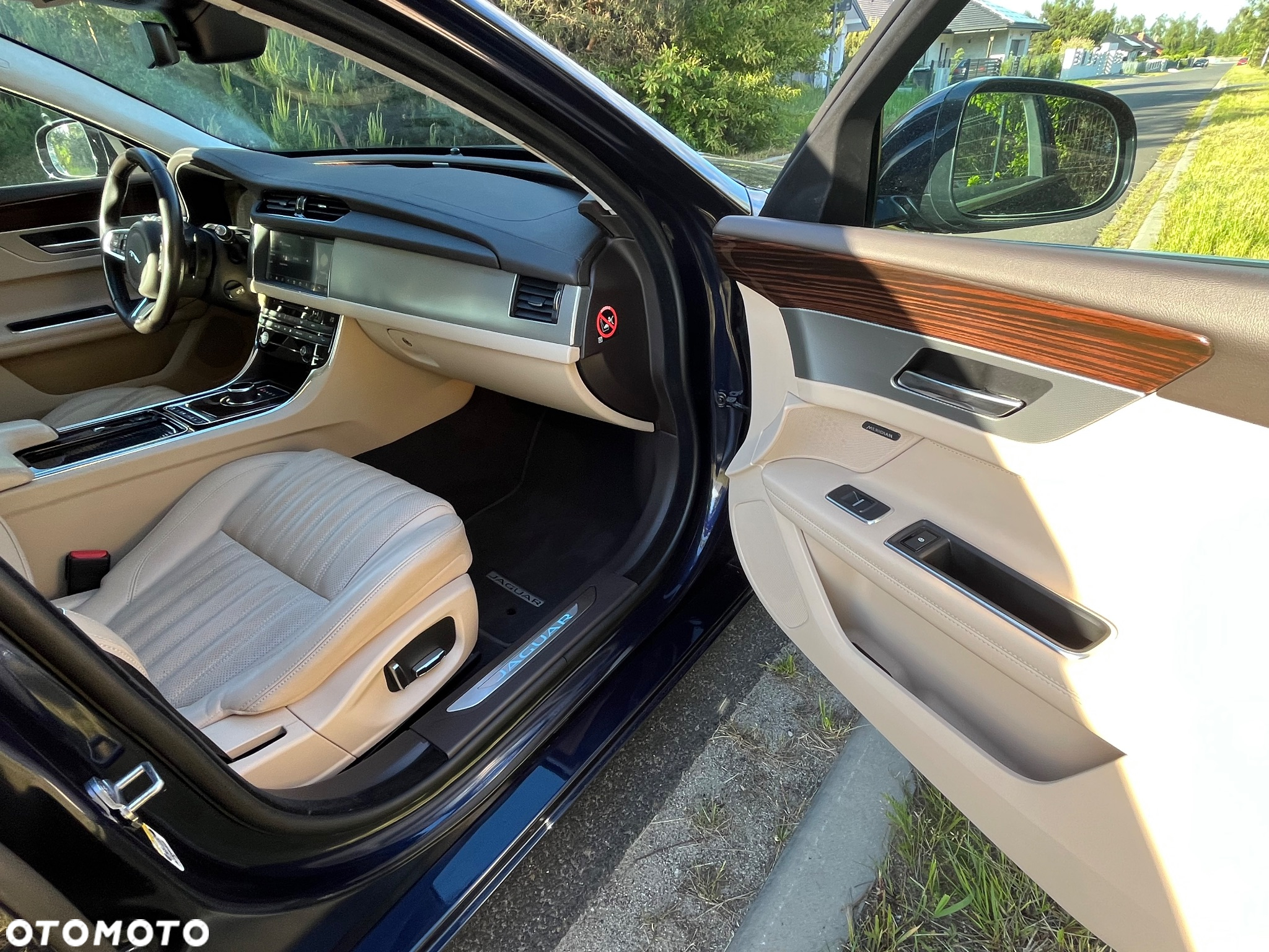 Jaguar XF 20d AWD Sportbrake Prestige - 21