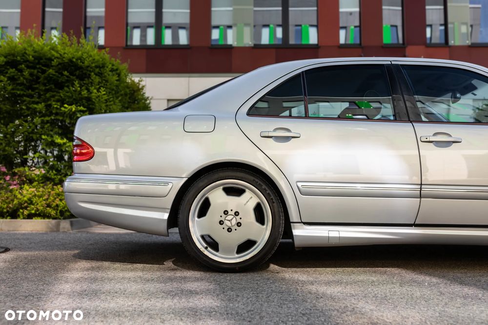 Mercedes-Benz Klasa E - 13