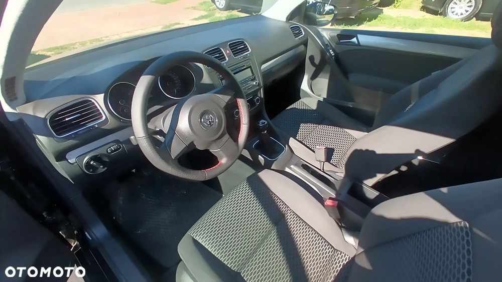 Volkswagen Golf VI 1.4 Comfortline - 38