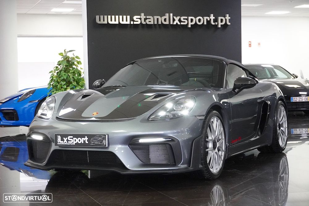 Porsche 718 Spyder RS - 1