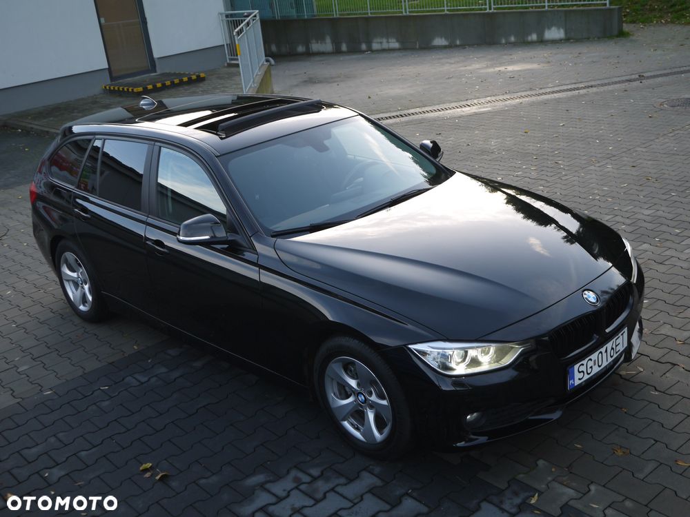 BMW Seria 3 320d Touring Efficient Dynamics Edition - 33