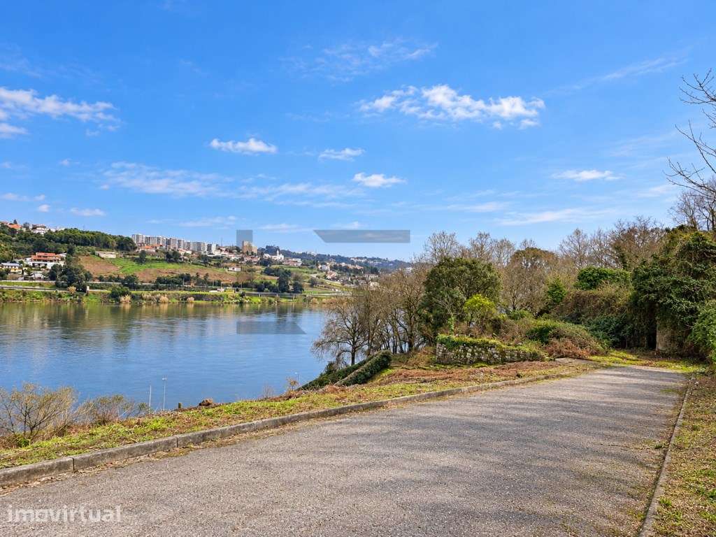 Conjunto de 8 Lotes para Construção de Moradias c/ Vista p/ o Douro... - Grande imagem: 5/17