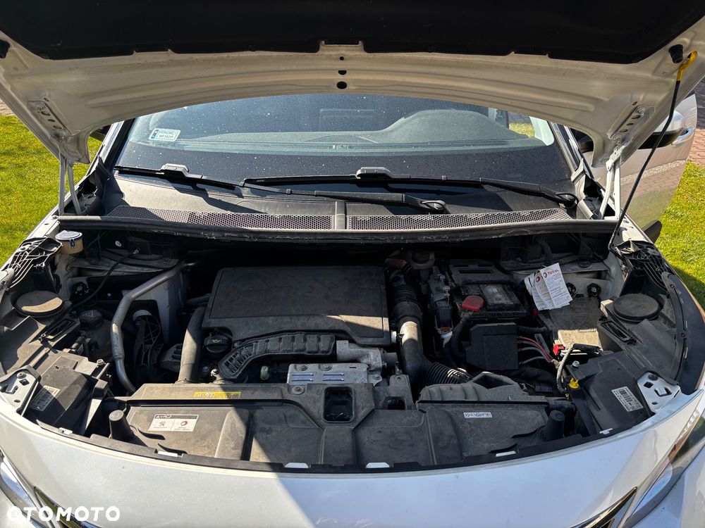 Peugeot 3008 1.2 PureTech GPF Active S&S - 6