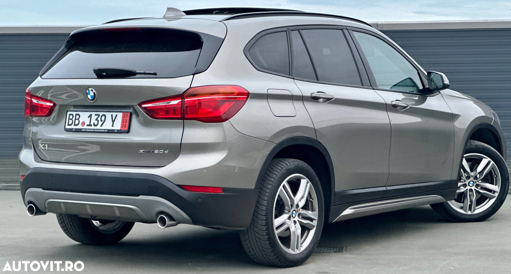 BMW X1 xDrive20d Aut. Sport Line - 4