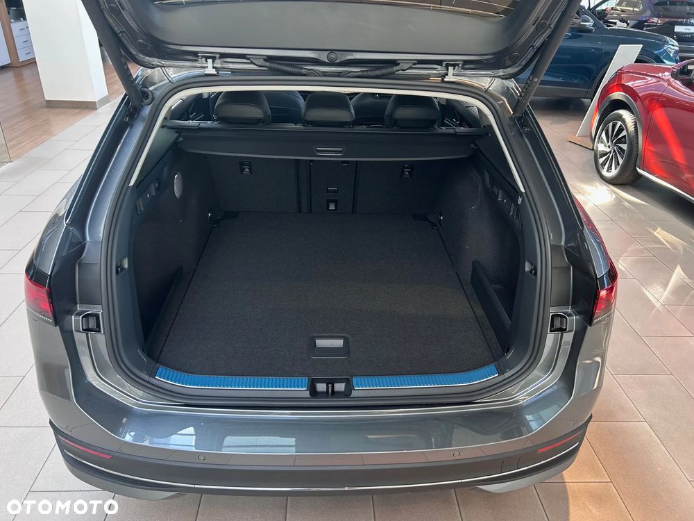 Volkswagen Passat - 6