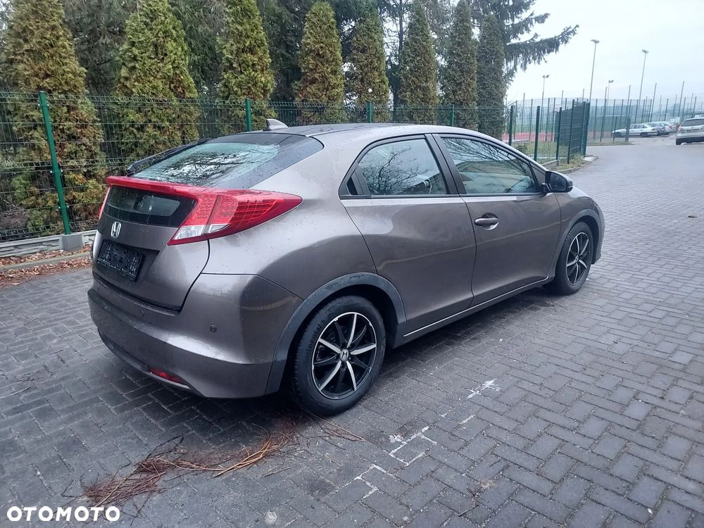 Honda Civic 1.4 i-VTEC Comfort - 6