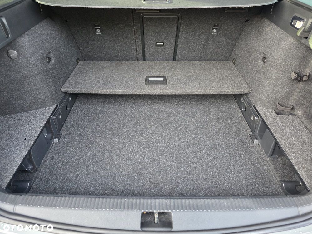 Toyota Avensis Touring Sports 1.8 Multidrive S Executive - 8