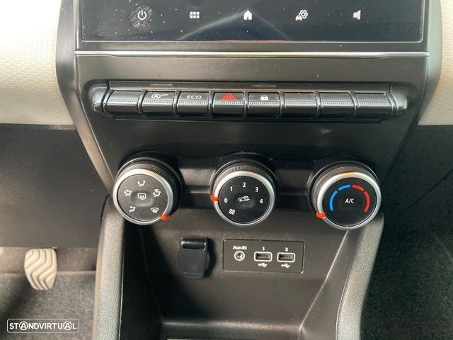 Renault Clio 1.0 TCe Exclusive - 22