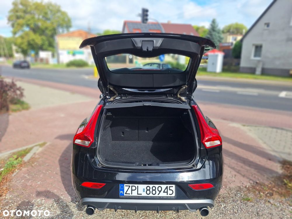 Volvo V40 - 15