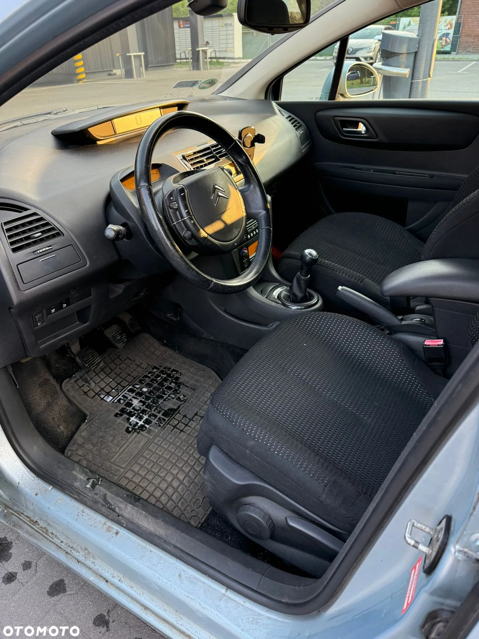 Citroën C4 - 12