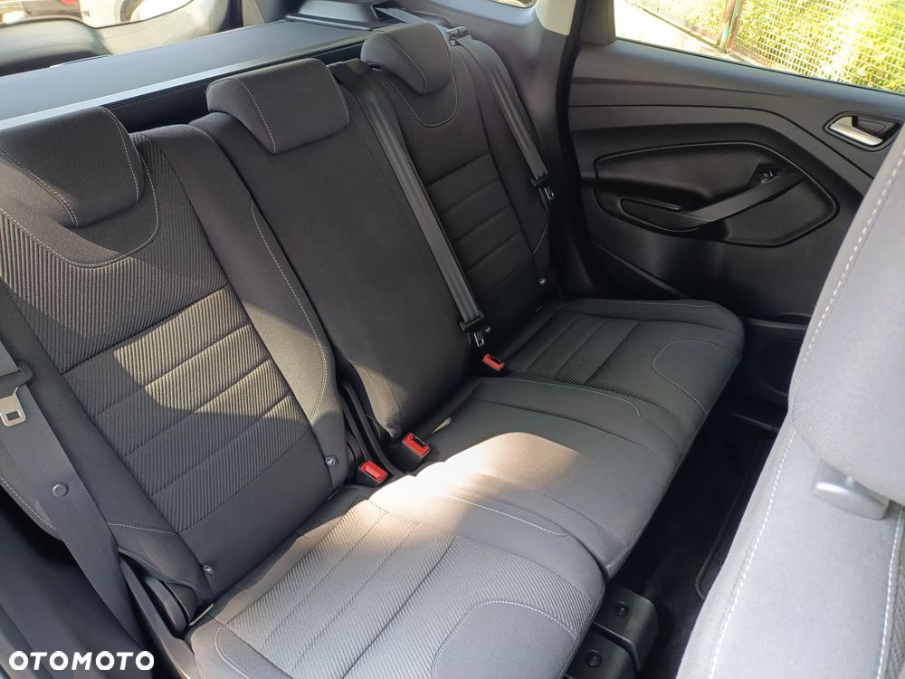 Ford Kuga 2.0 TDCi 4x4 Trend - 15