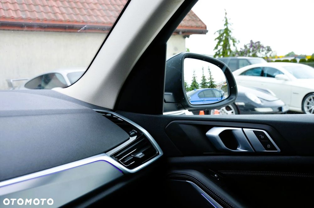 BMW X5 xDrive45e xLine - 28