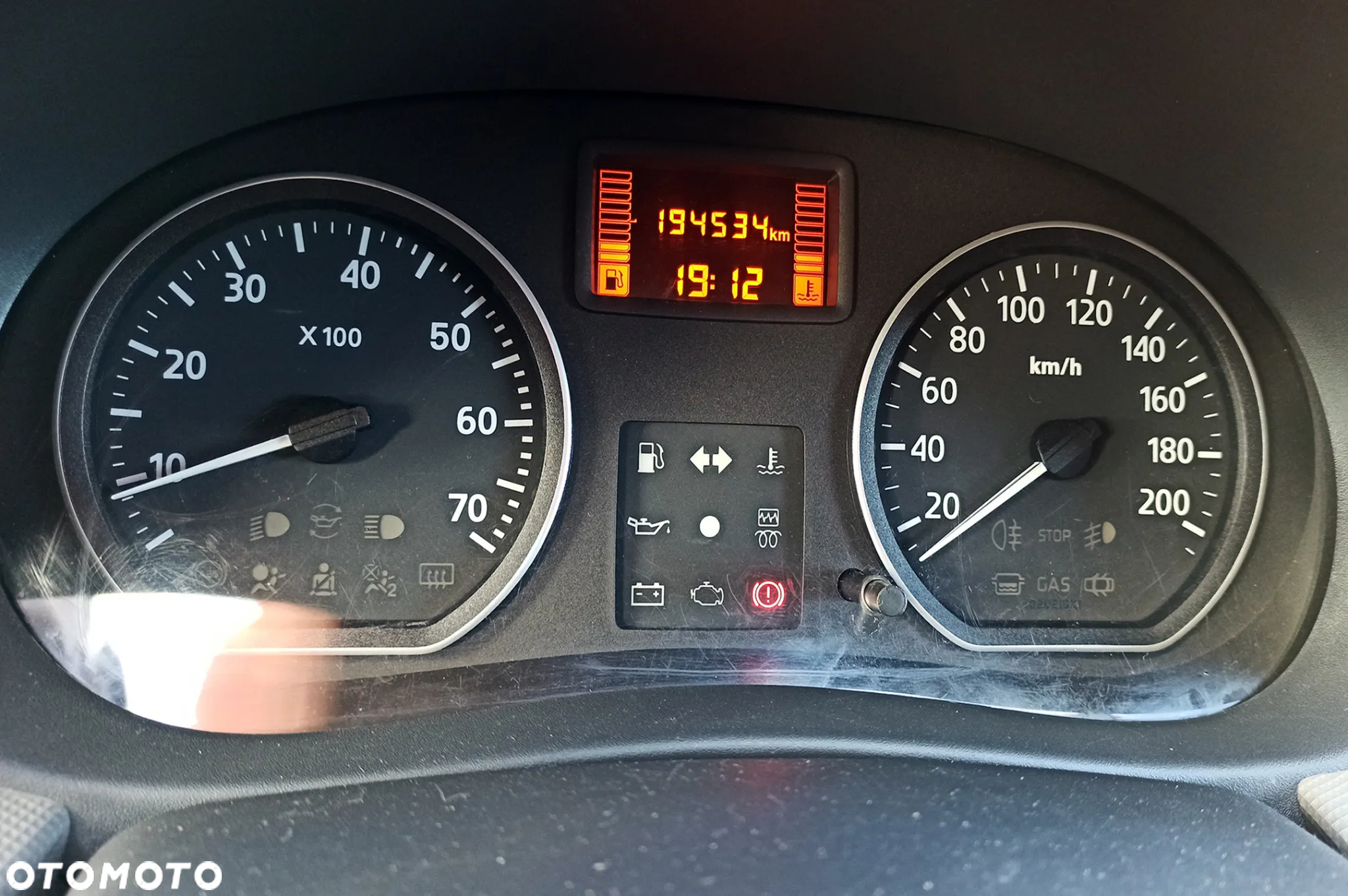 Dacia Sandero 1.6 16V Hi-Flex - 23