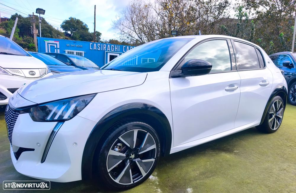 Peugeot e-208 GT - 1