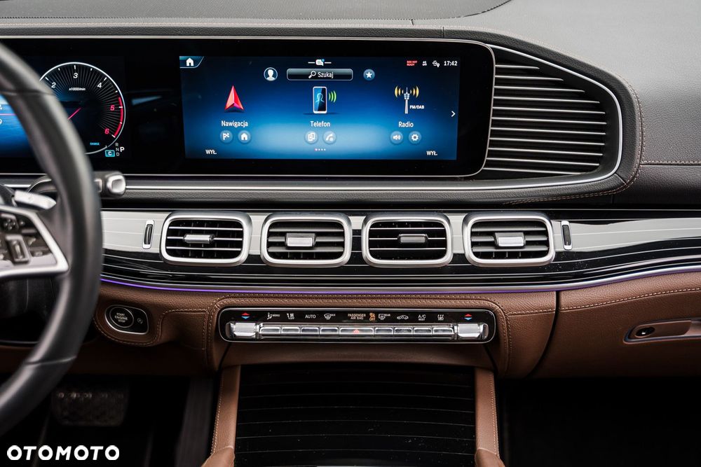 Mercedes-Benz GLE - 23