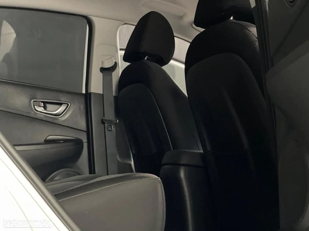 Hyundai Kauai - 9