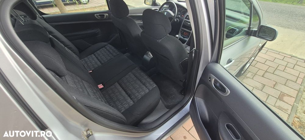 Peugeot 307 - 9