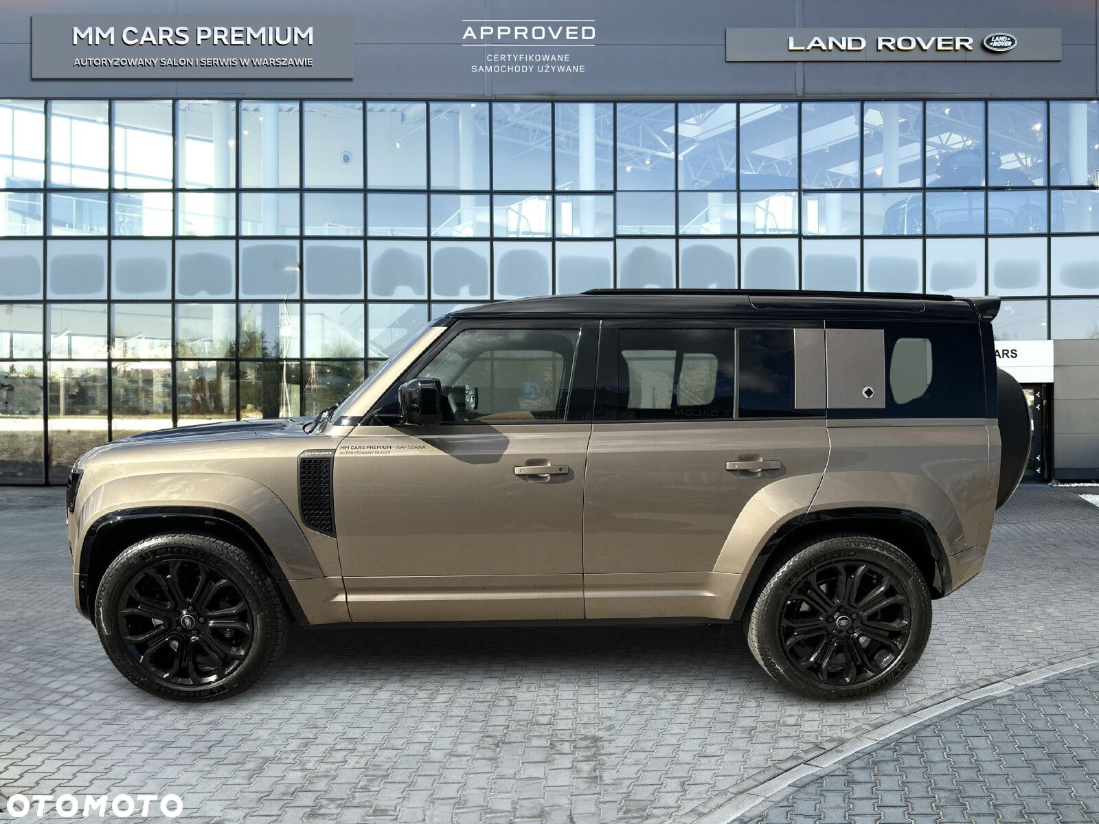 Land Rover Defender - 6