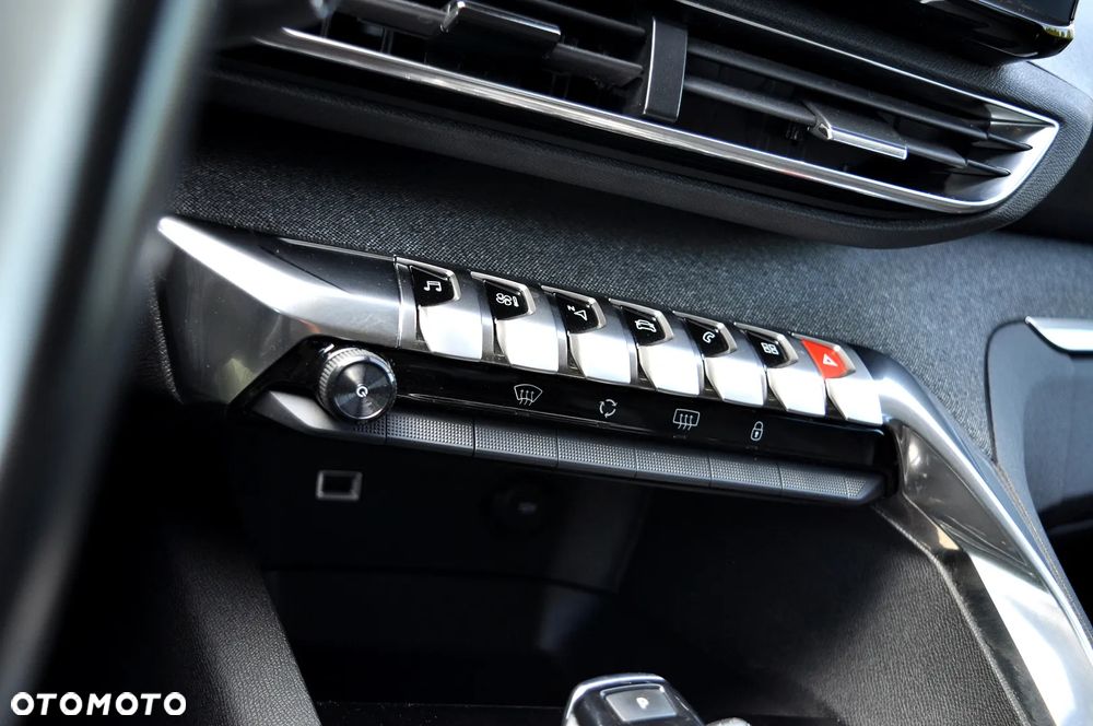 Peugeot 5008 2.0 BlueHDI Crossway S&S EAT8 - 34