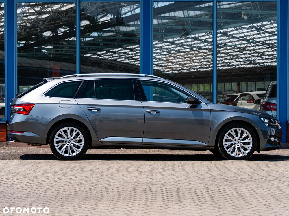 Skoda Superb 2.0 TSI 4x4 DSG Sportline - 9