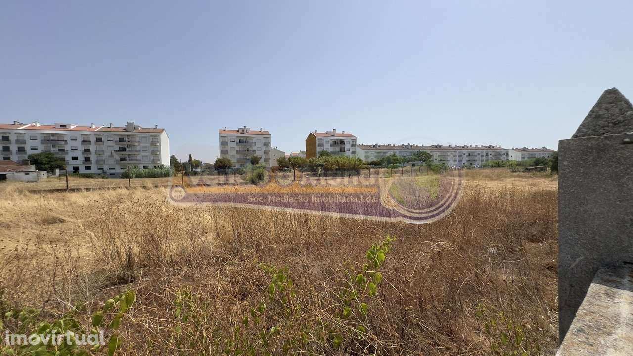 Terreno para construção de 5 moradias no centro da cidade de Samora... - Grande imagem: 4/19