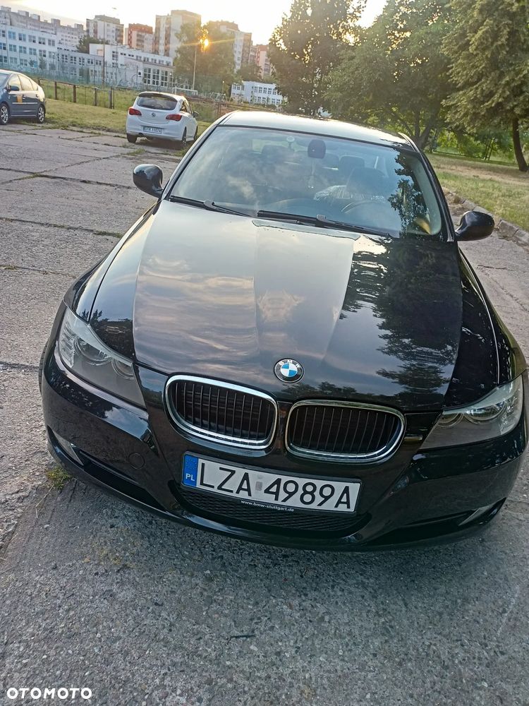 BMW Seria 3 320i - 2
