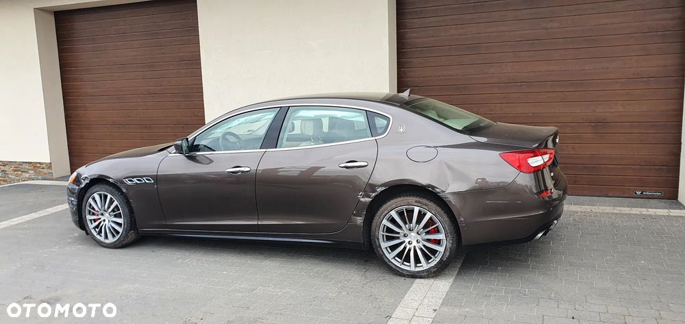 Maserati Quattroporte - 7
