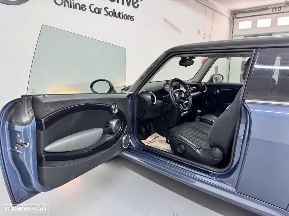 MINI 3 Portas Cooper D - 20