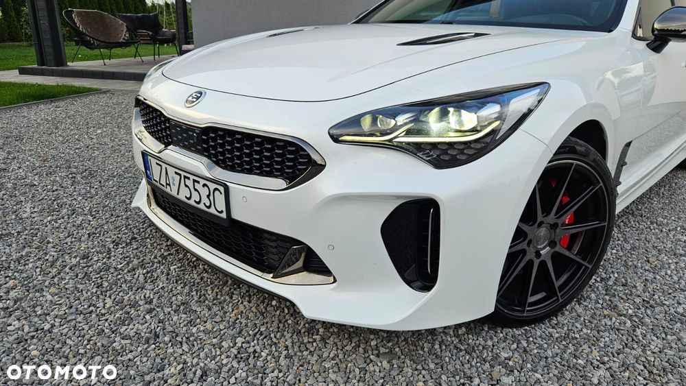 Kia Stinger 3.3 T-GDI AWD GT - 4