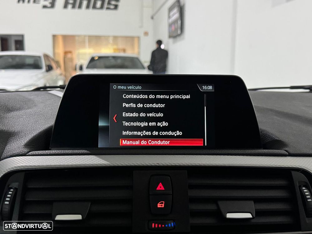 BMW 118 d Pack M - 29