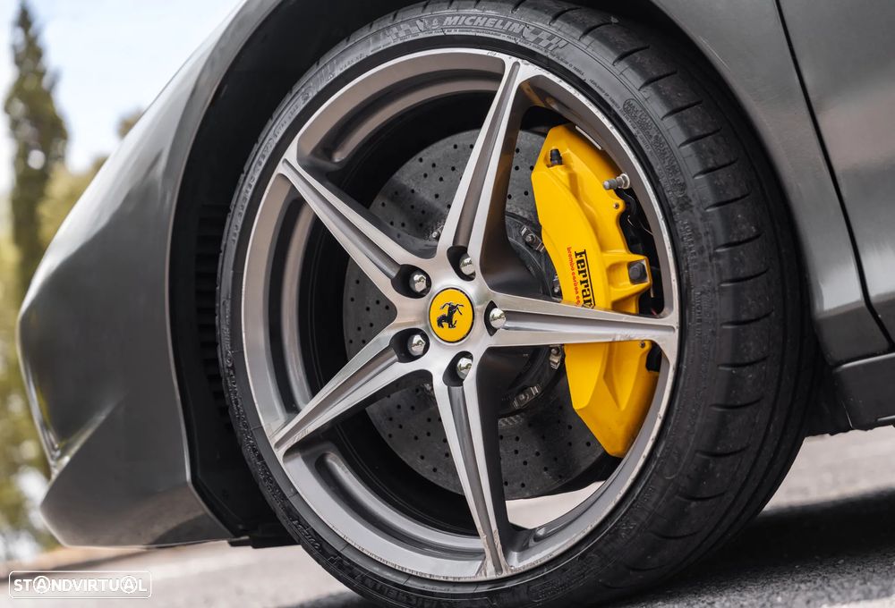 Ferrari 458 Spider - 9