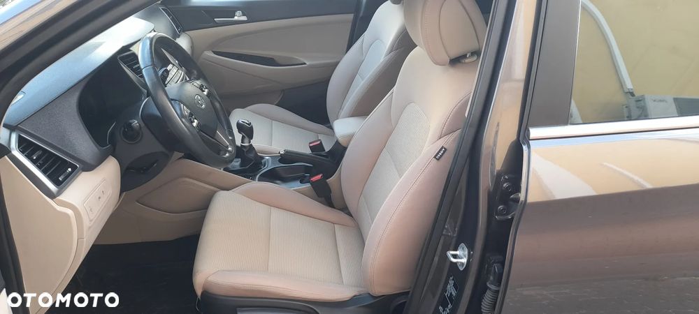 Hyundai Tucson - 10