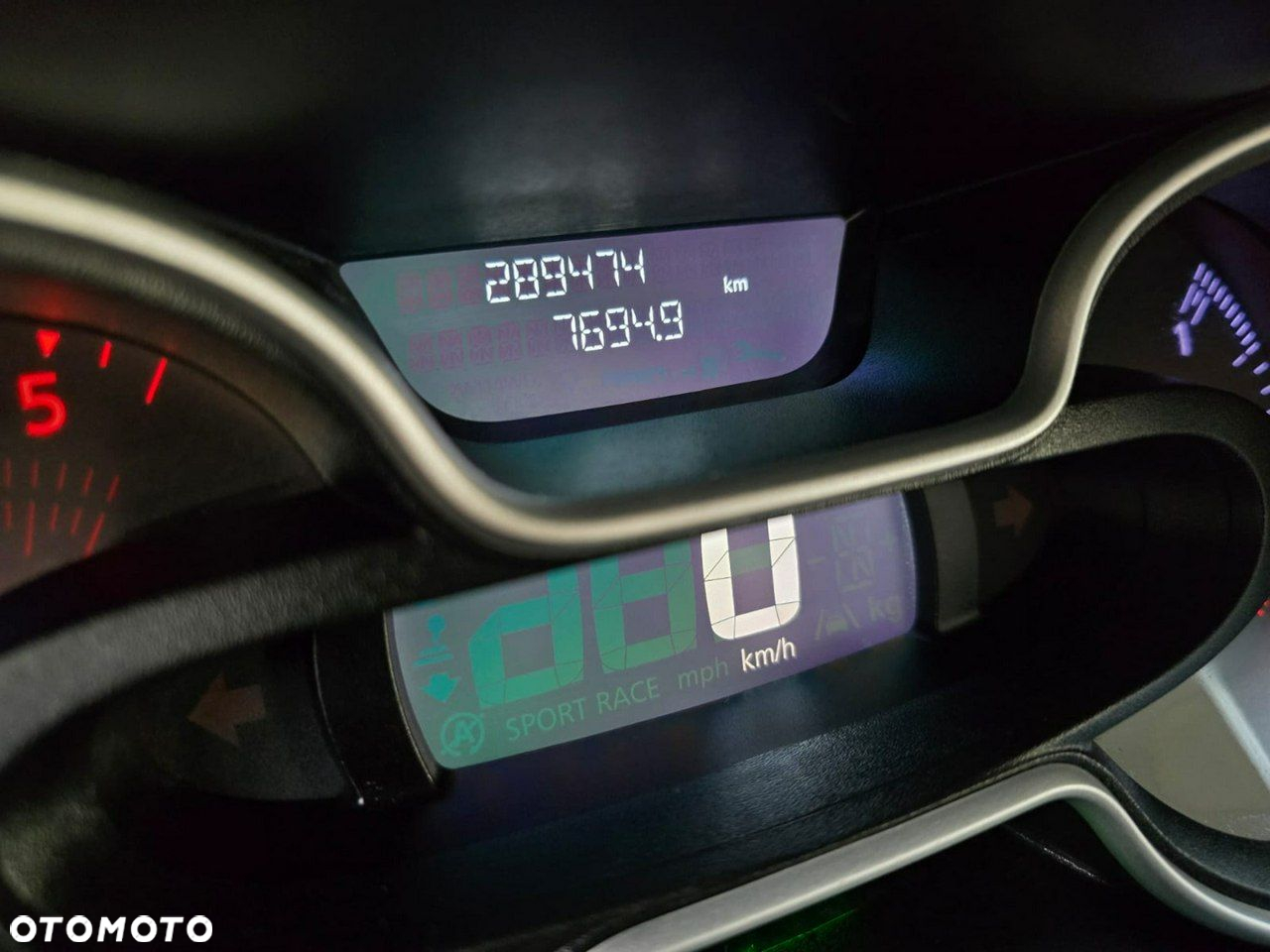 Renault Trafic - 16