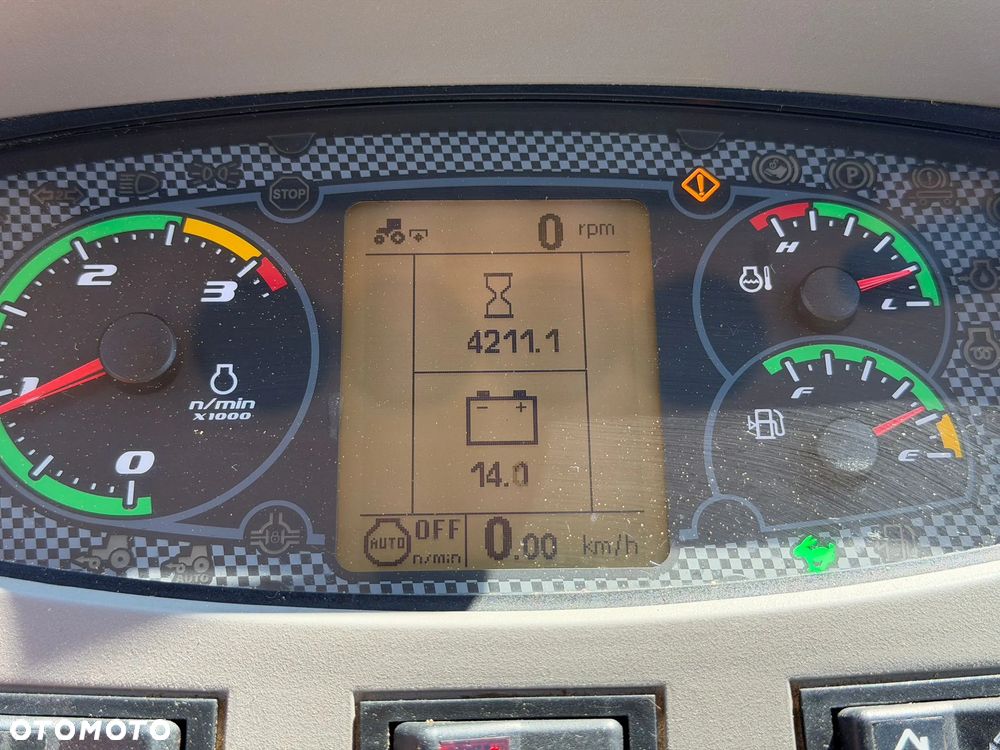 Case IH Quantum 100F oś amortyzowana - 8