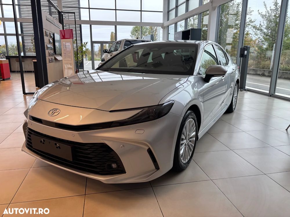 Toyota Camry 2.5 HEV Comfort - 2