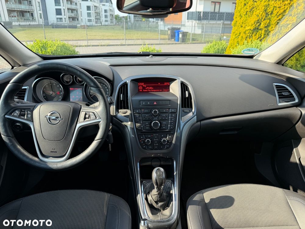 Opel Astra 1.4 Turbo - 9