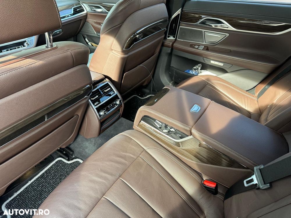 BMW Seria 7 730d xDrive - 10