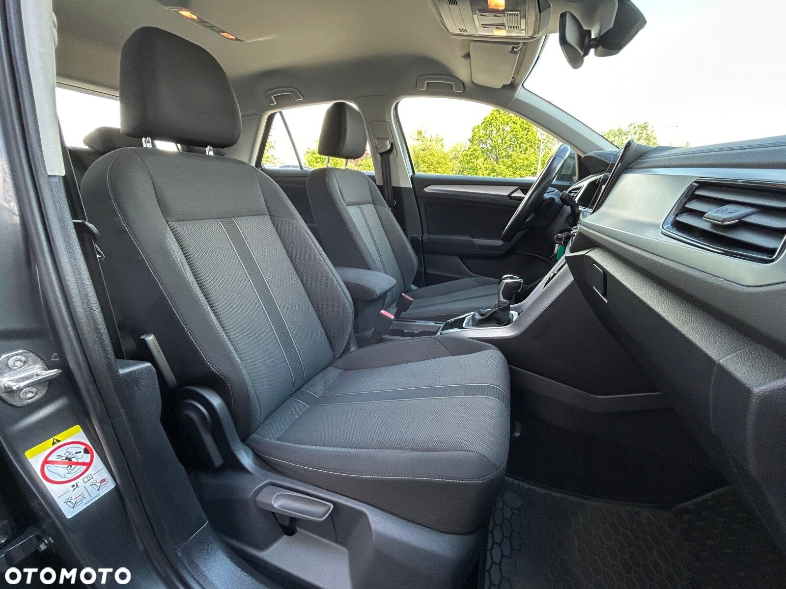 Volkswagen T-Roc 1.5 TSI Life DSG - 17