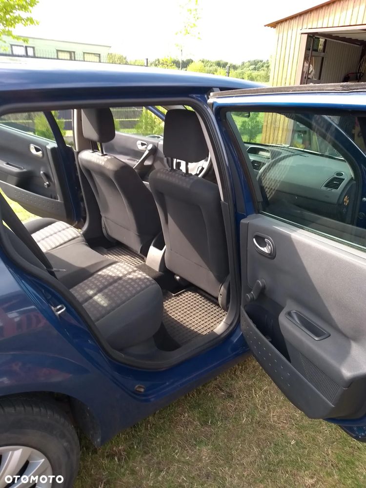 Renault Megane 1.5 dCi Authentique - 9