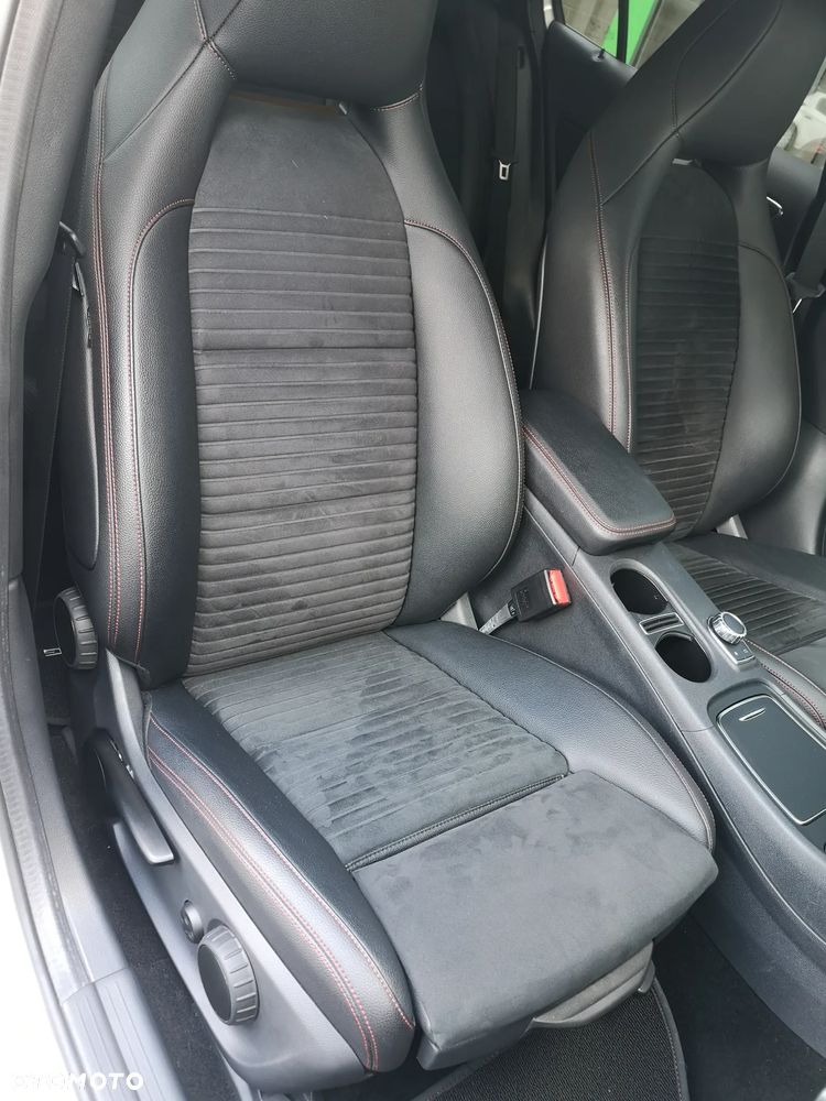Mercedes-Benz GLA 220 4-Matic - 21