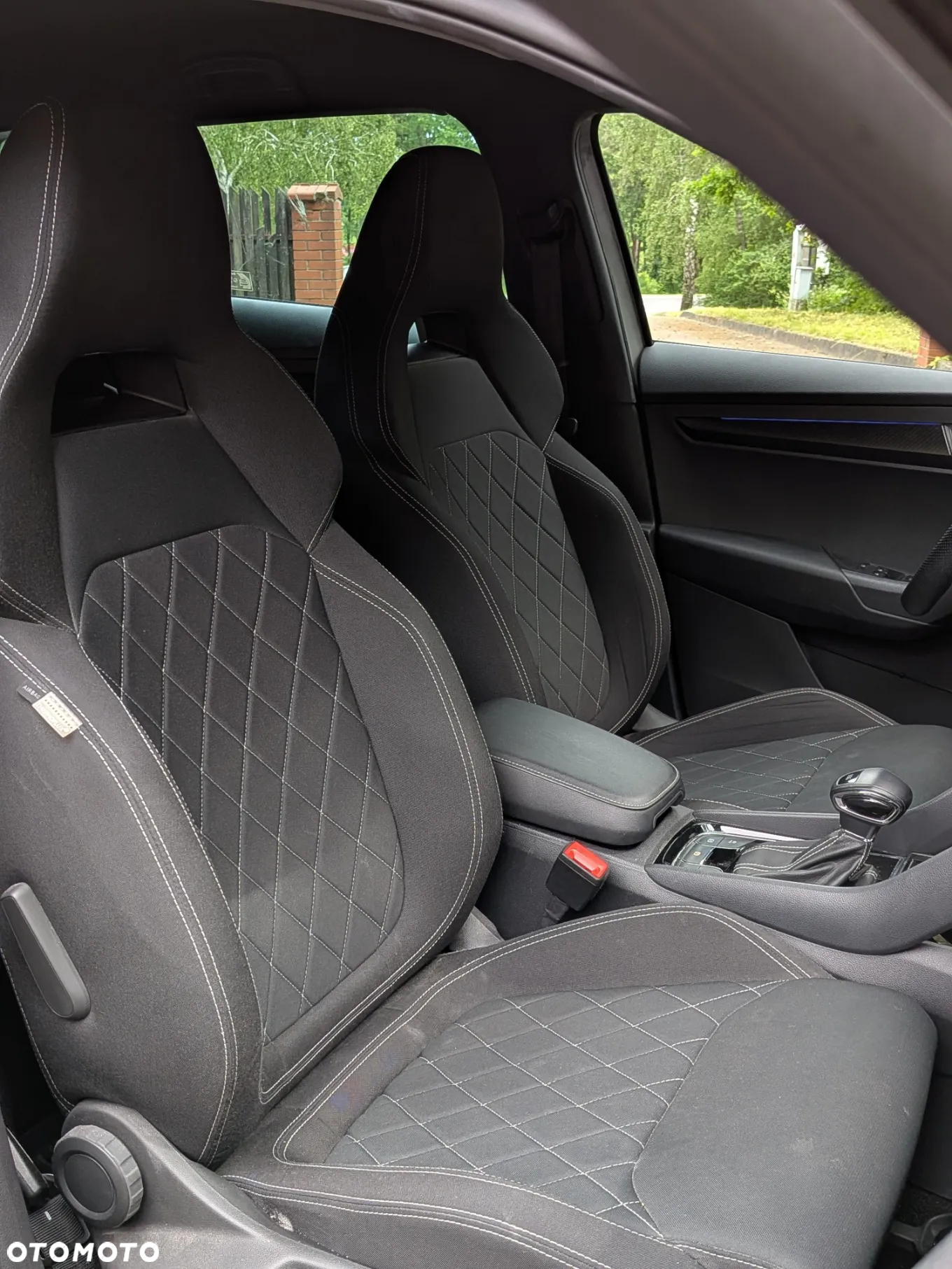 Skoda Karoq 1.5 TSI ACT 4x2 Sportline DSG - 10