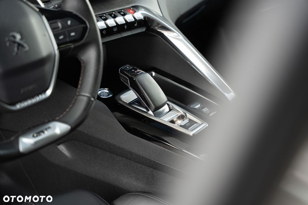 Peugeot 3008 1.6 PureTech Hybrid PHEV Active Pack S&S EAT8 - 28