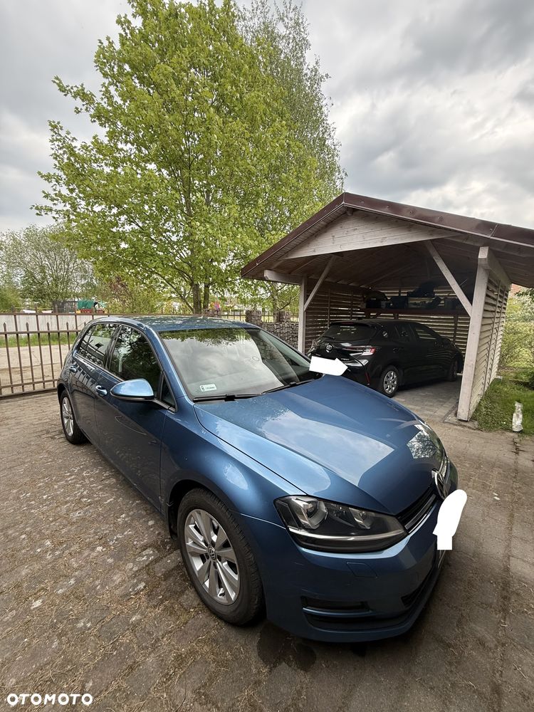 Volkswagen Golf - 2