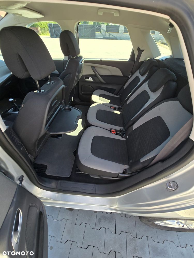 Citroën C4 Picasso VTi 120 Attraction - 4